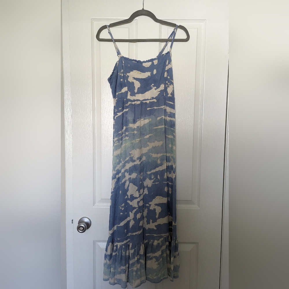 White and blue maxi dress size Med
